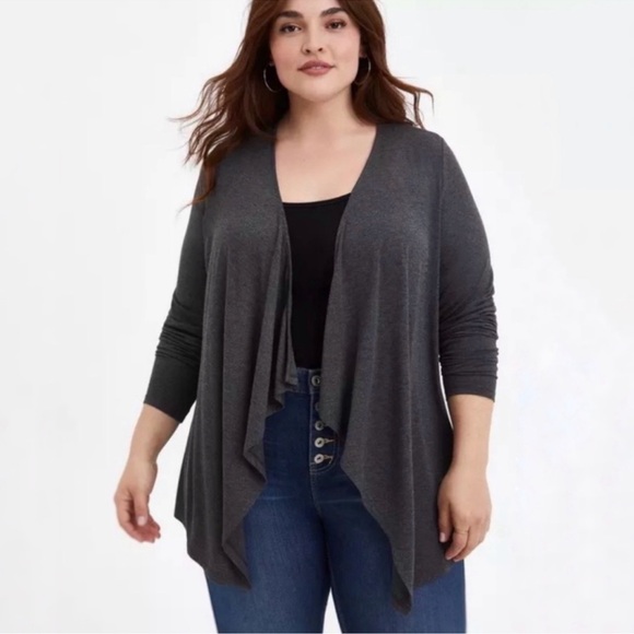 Torrid super soft gray draped open front waterfall cardigan size 1X - Picture 3 of 10